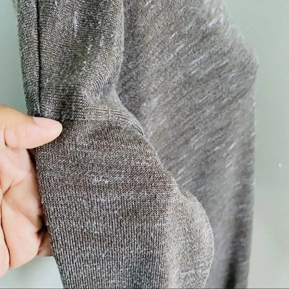 ARITZIA WILFRED LONG TAUPE V NECK  SWEATER SIZE SMALL - Picture 5 of 9